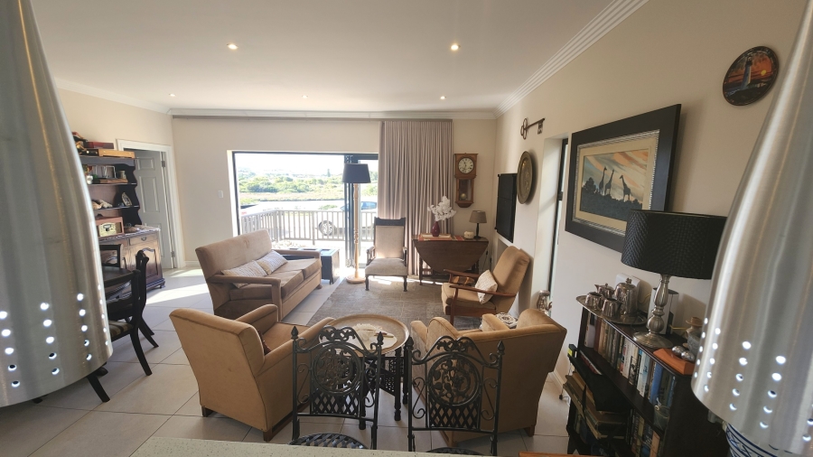 3 Bedroom Property for Sale in Hartenbos Heuwels Western Cape
